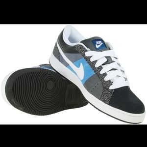 DISO 2009 Nike Isolate